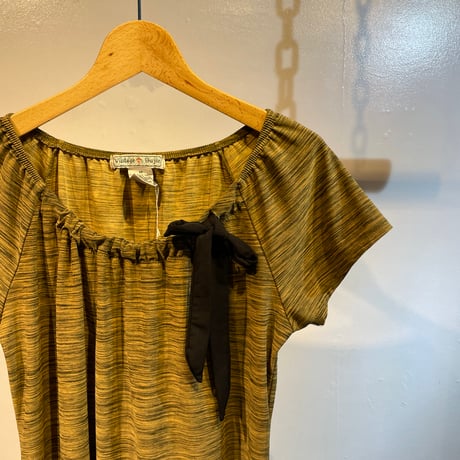 ribbon design tops