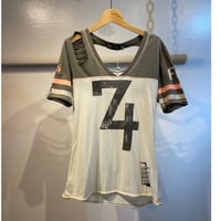 Numbering design tops