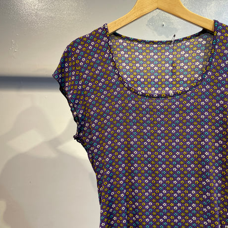 Floral design tops