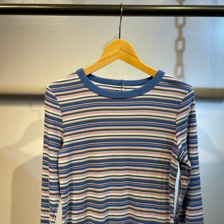 Color border design tops