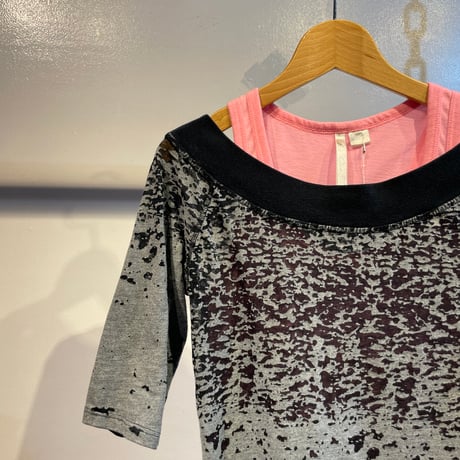 off shoulder layered design tops
