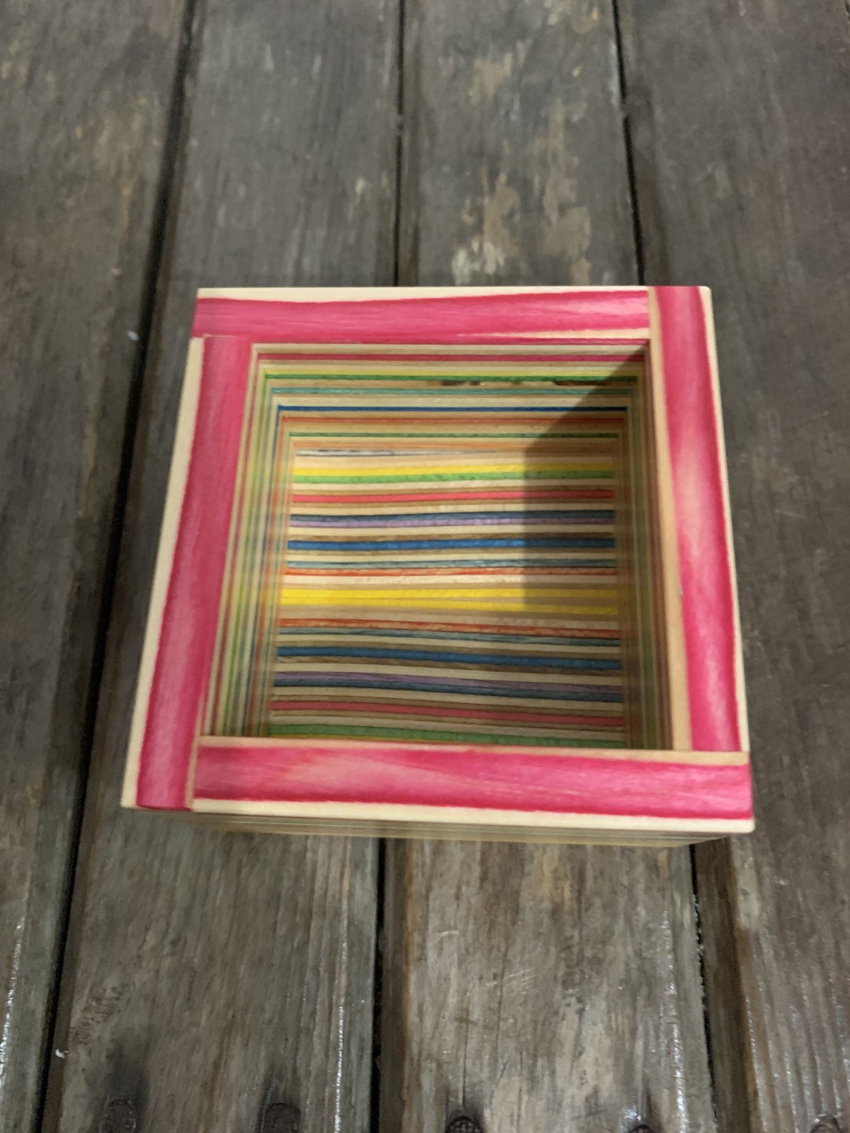 スケボーデッキの廃材で作られたカラフル 一合升 マス | TEN ART WORKS