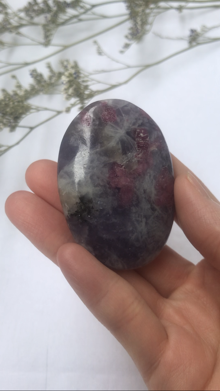 ユニコーンストーンの握り石 | ASTRO BEAUTY