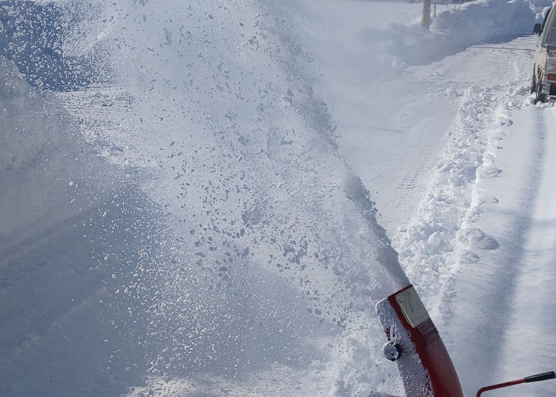 ACT 小型除雪機 スノースイーパーS35A ホンダ 3.5馬力 小型軽量な家庭用除雪機アクトスノースイーパー・S35Aを発売 | Honda
