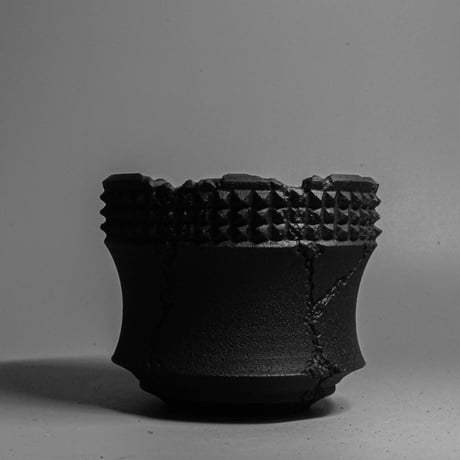 D.I.P  【Studs＆Crack Top Arc Pot】