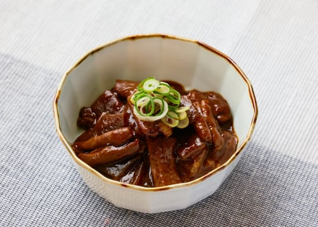 味つけ自慢のやわらかどて煮