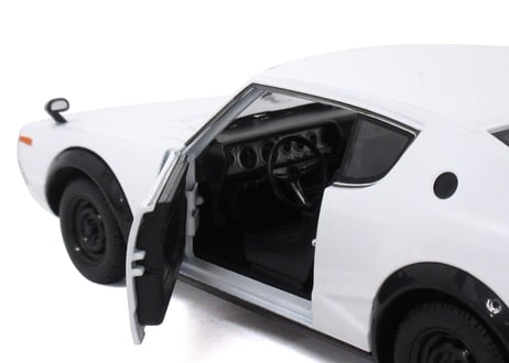 Maisto/1:24　1973　スカイライン　2000GTR　ホワイト　No.200-168