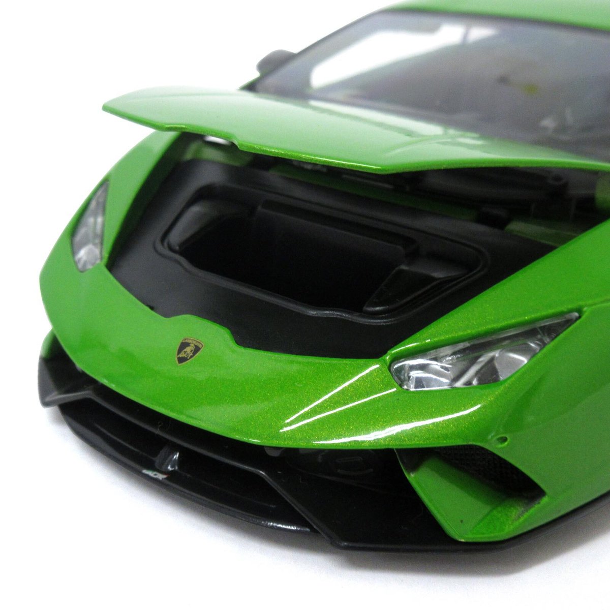 マイスト 1/18 ランボルギーニ ウラカン ペルフォルマンテ カスタム Amazon | マイスト 1/18 ランボルギーニ ウラカン ペル