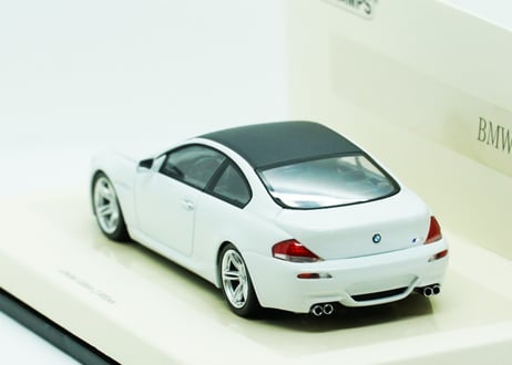 Minichamps/ BMW M6 Coupe スポーツカー　白　ミニカー 新品