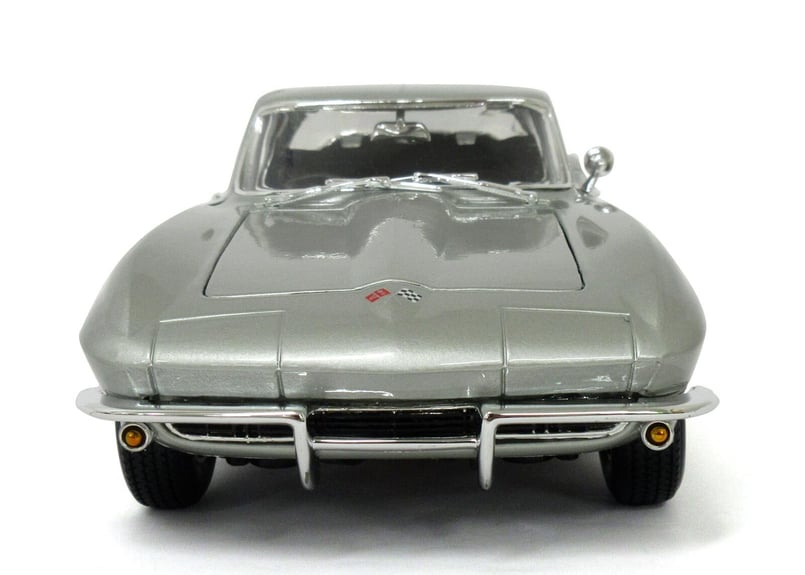Maisto/1:18 1965 シボレーコルベット シルバー No.200-098 | KU
