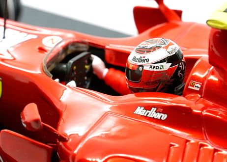 HW(HotWheels)/ F2007 MET Raikkonen - Marlboro logo ミニカー新品