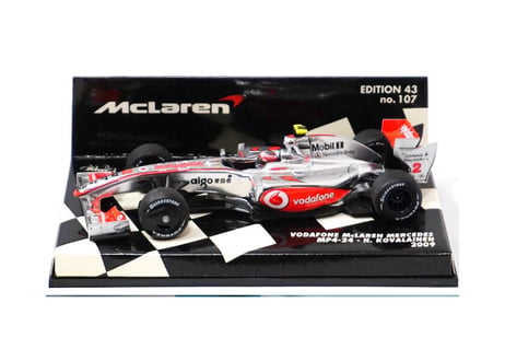 Minichamps/ McLaren MP4-24 Hamilton ミニカー中古品