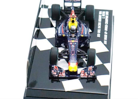 Minichamps/ RedBull RB6 ベッテル アブダビGP   Abu Dhabi Vettel2010 ミニカー 新品