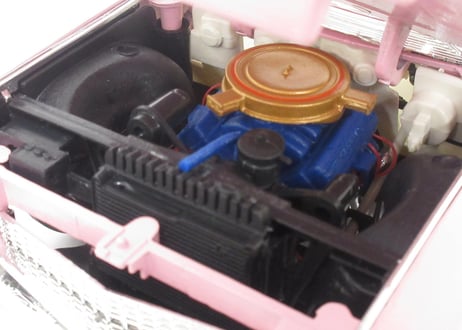 Maisto/1:18　1959　キャデラック　エルドラド　ピンク　No.200-100