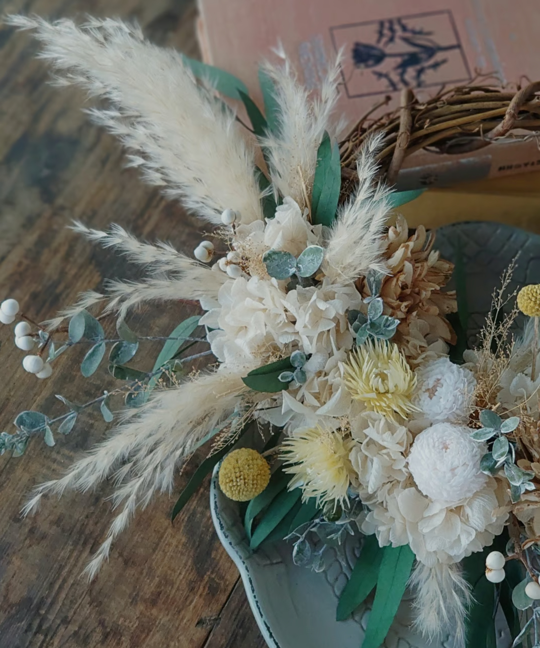 プリザーブドフラワーリース】ホワイト×イエロー 9,000円（税込