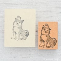柴犬とスズメ