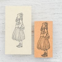 「冬の待ち合わせ」マフラーをした女の子のスタンプ