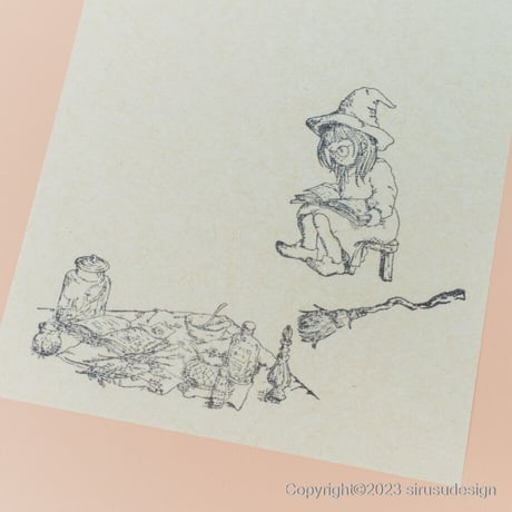 魔女のテーブル（魔法の薬をつくってる！）