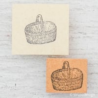 イタリア の 田舎にあった かご