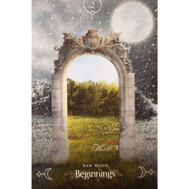 🔔クイーンオブザムーンオラクル（日本語解説書付き） | 横浜カードカフェ