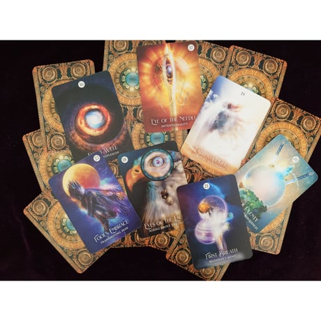 🔔THE SHAMAN’S DREAM ORACLE　(日本語メッセージ・英語解説書つき）