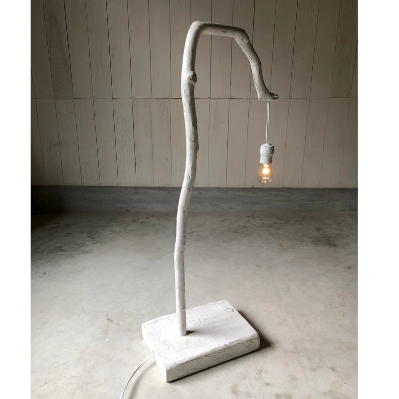 流木のライト（ホワイトペイント） | Beach Craft