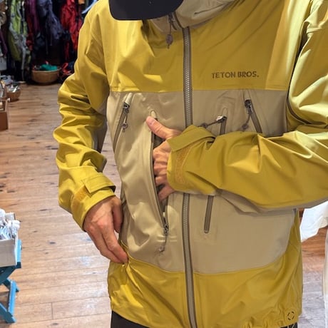 CLIMATIC JACKET ～霞沢岳 西尾根～
