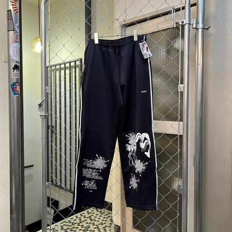 人気デザイナー 雀蜂 刺繍 ジャージ 天使 - トップス 人気デザイナー 雀蜂 刺繍 ジャージ 天使 - トップス
