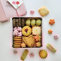 ハロウィンクッキー缶⭐︎完売 10月6日(日)20時より、「カイカイとキキのハロウィンクッキー缶