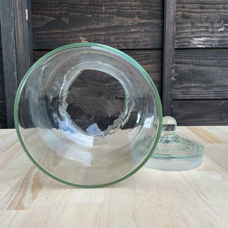 花模様のついた昭和のガラス瓶
