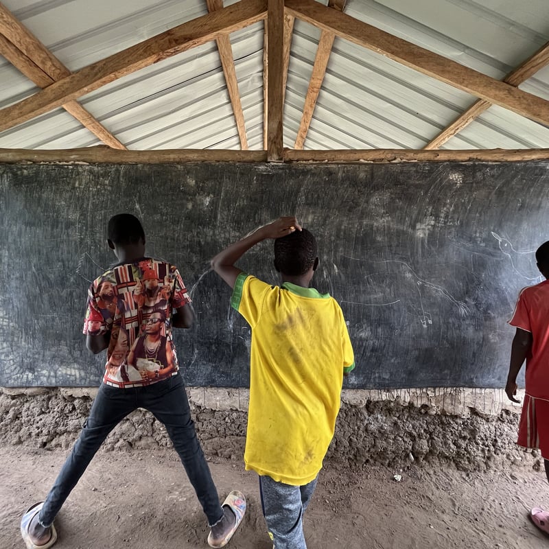 木製フリントロック　アフリカ工芸品　アンティーク アフリカアンティーク木製皿S1(aw024-056)<Font Color=