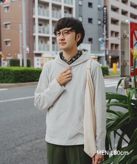 "UNFOLK CLASSIC" Banshu double gauze bias cut hoodie