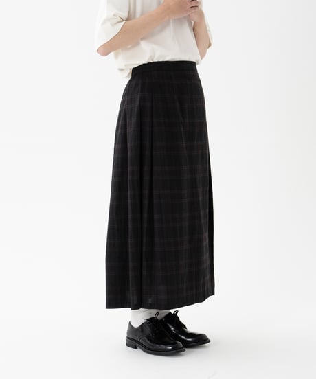 “UNFOLK CLASSIC” Enshu bokujyu coating madras check skirt