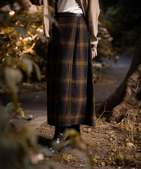 "UNFOLK CLASSIC" Banshu napping process check skirt