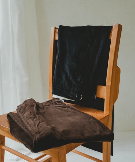 #-46 Seamless 14w corduroy pants (Black)