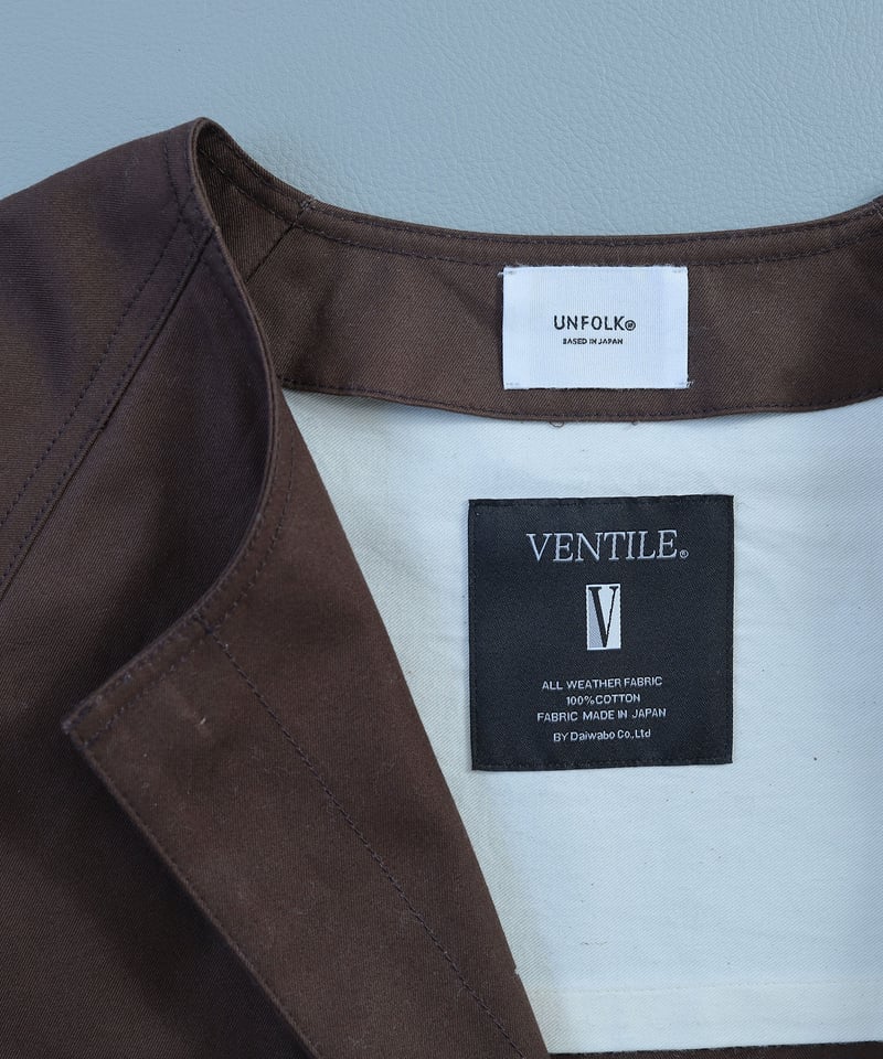 05 Ventile gabardine roundneck blouson (Brown...