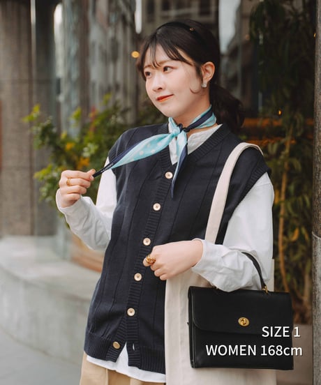 #-09 16G giza cotton vneck knit vest (Ivory)