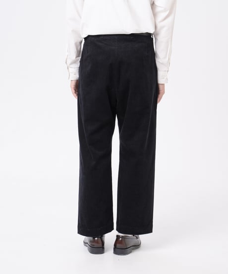 #-46 Seamless 14w corduroy pants (Black)