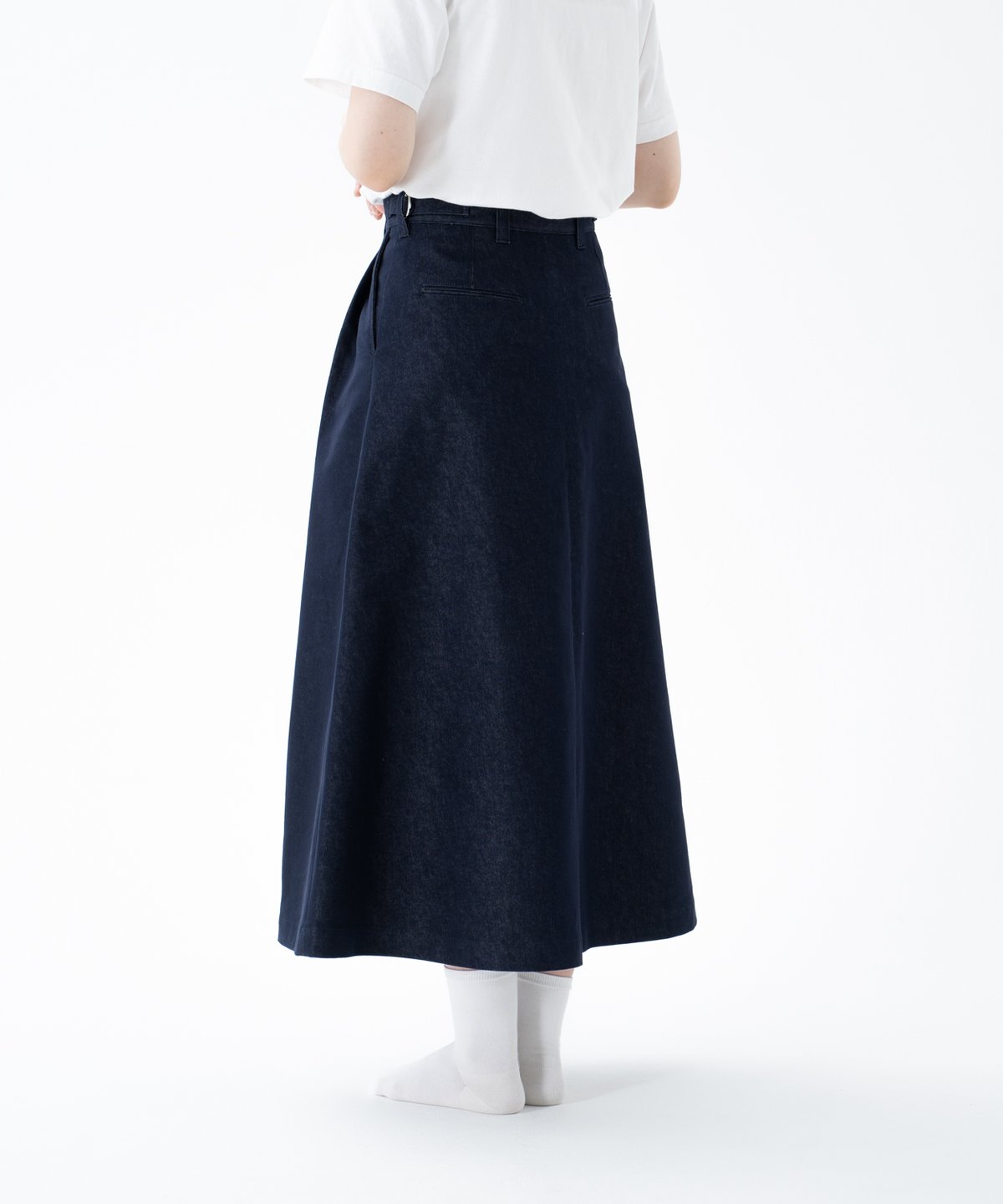70 Rigid denim 2tuck skirt | UNFOLK