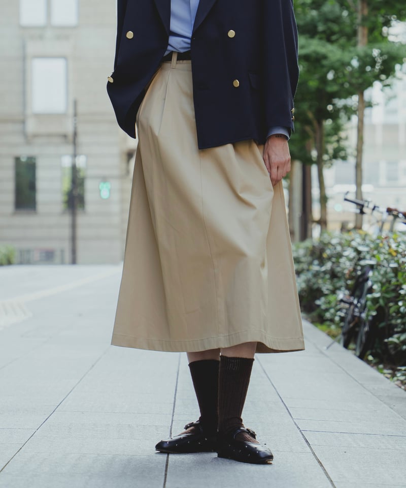 70 Ventile gabardine 2tuck skirt | UNFOLK