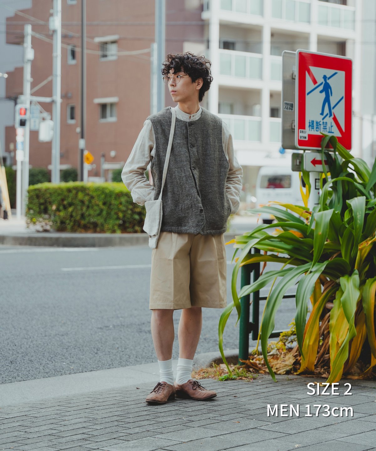 みな#-63 Ventile gabardine 2tuck shorts 63 Ventile gabardine 2tuck flare shorts (Beig