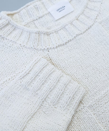 #-01 Blocking hand knit