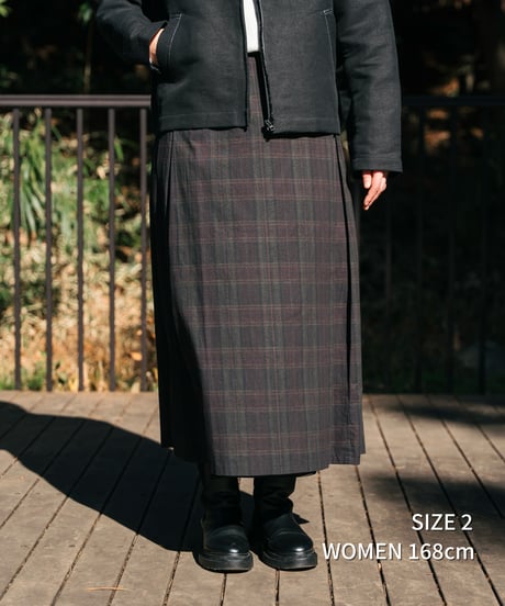 “UNFOLK CLASSIC” Enshu bokujyu coating madras check skirt