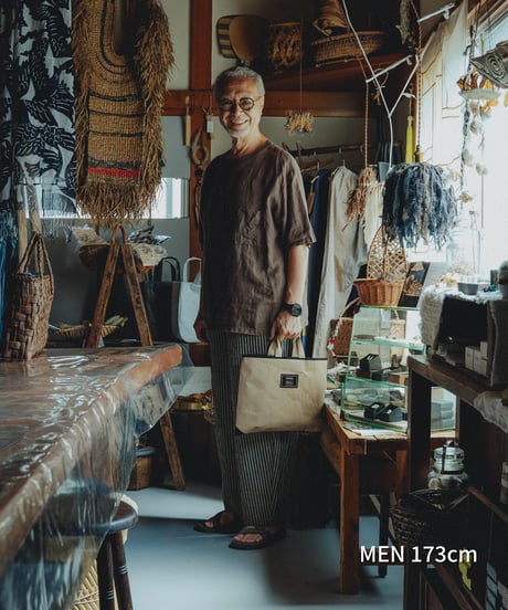 “SIWA × UNFOLK CLASSIC” Yamanashi flocky print washi bag