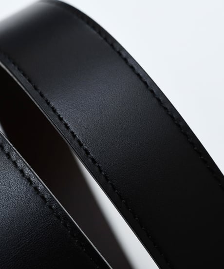 #-69 Round buckle reversible leather belt (Gold)