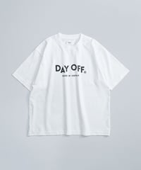 #-10 "DAYOFF" loose classic logo tee（White）