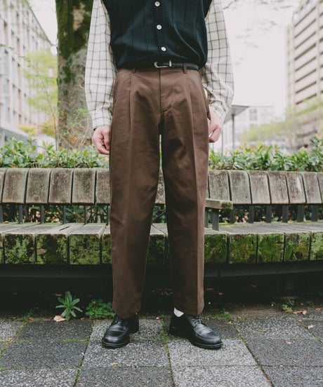 #-03 Ventile gabardine 2tuck pants