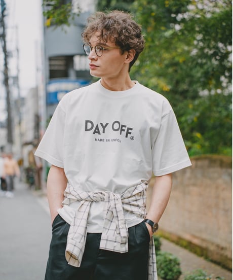 #-10 "DAYOFF" loose classic logo tee（White）