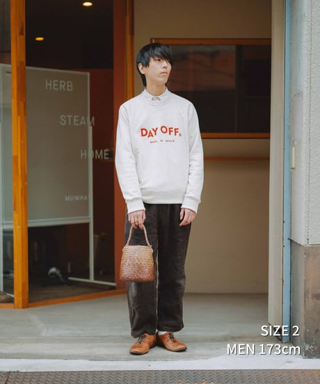 #-80 "DAYOFF" loose embroidery sweat (Ivory)