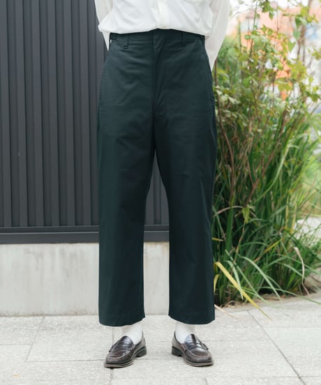 #-18 Seamless gabardine chino pants (Black)